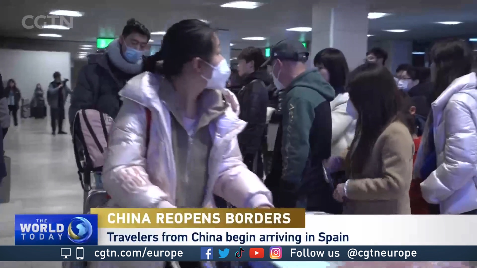 Emotivos reencuentros e impulso del turismo en España a medida que China reabre